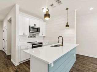 1402 Courtney Place, Cleburne, TX 76033