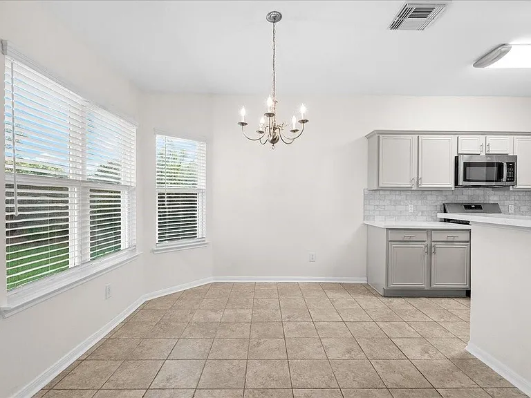 202 Pebble Walk Ln — Photo 9