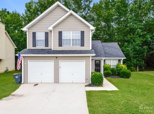 216 Kings Cv, Locust Grove, GA 30248