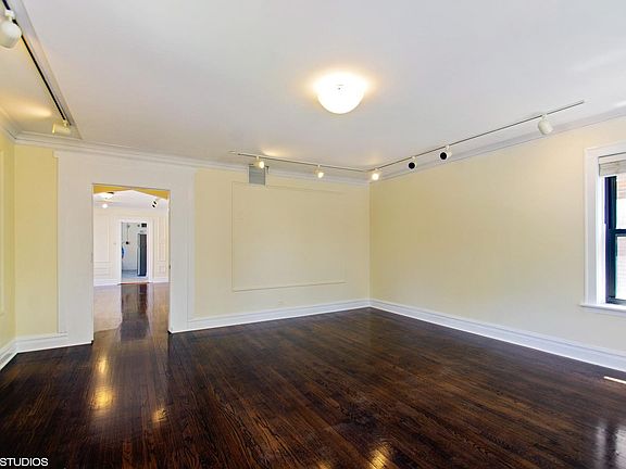5th image of 6135 N Talman Ave #1