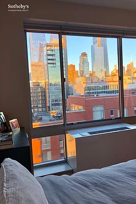 Rented by Sotheby's International Realty | media 40