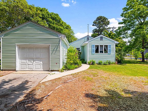 3rd image of 295 Seacoast Shores Boulevard