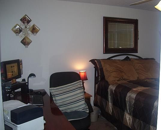 5th image of 12 Diane Ave