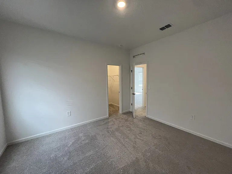 5653 Fiona Ln — Photo 40