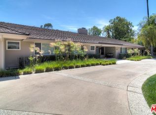 17524 Corinthian Dr, Encino, CA 91316