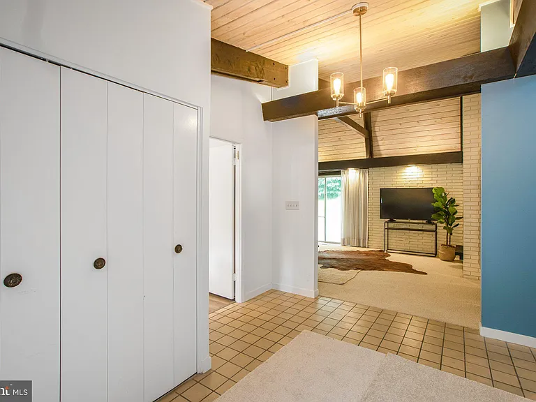 3406 Woodvalley Dr — Photo 17