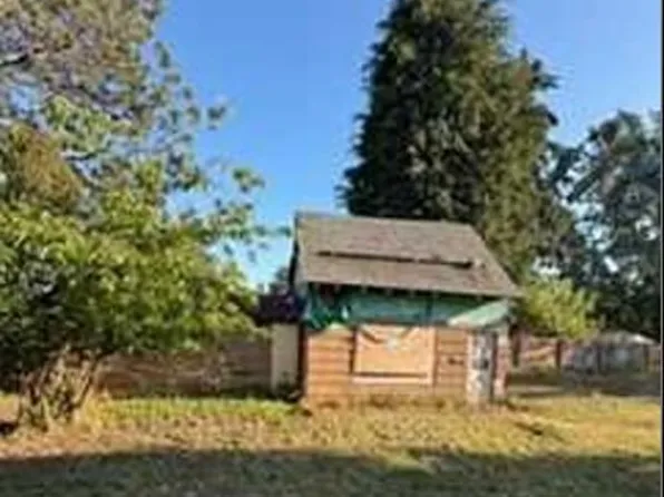1131 Clatsop St, Vernonia, OR 97064