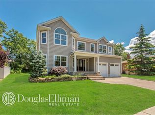 51 Virginia Rd, Syosset, NY 11791