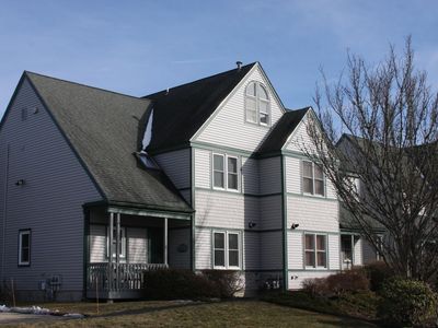 70 Houston Ave, Newport, RI, 02840