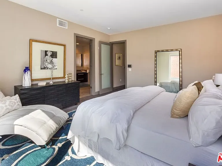 1217 Horn Ave #101 — Photo 14