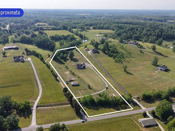 3rd image of 1631A Rock Bridge Rd