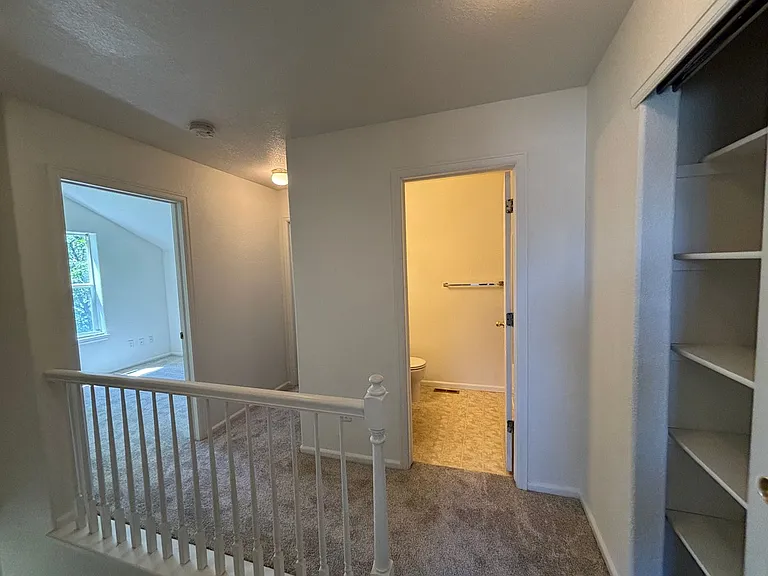 802 Waterglen Dr #K48 — Photo 10