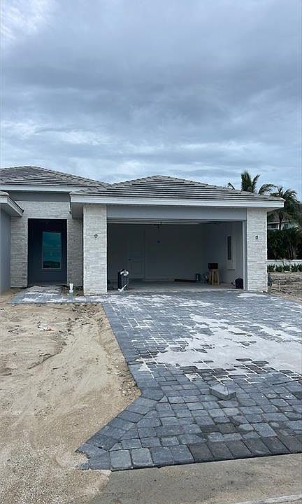 1st image of 8849 Oceana WAY