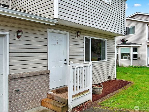 4th image of 7511 59th Drive NE