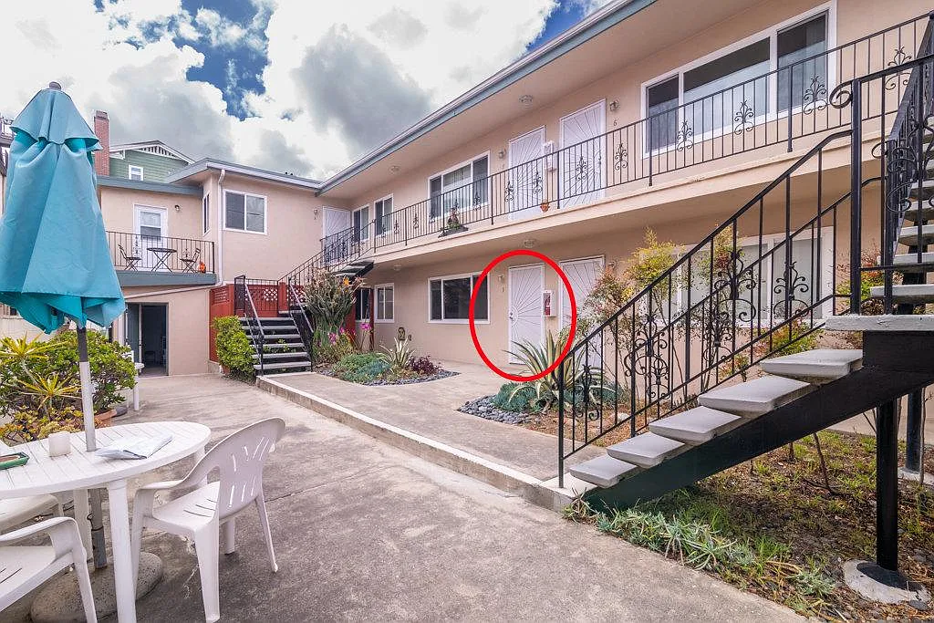 Community area of property - 3828 3rd Ave #3