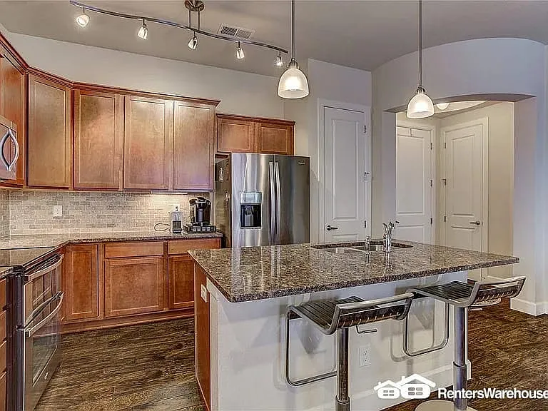 301 Inverness Way South — Photo 2