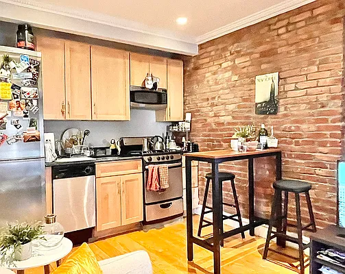 Rented by Century 21 Premier  | media 5