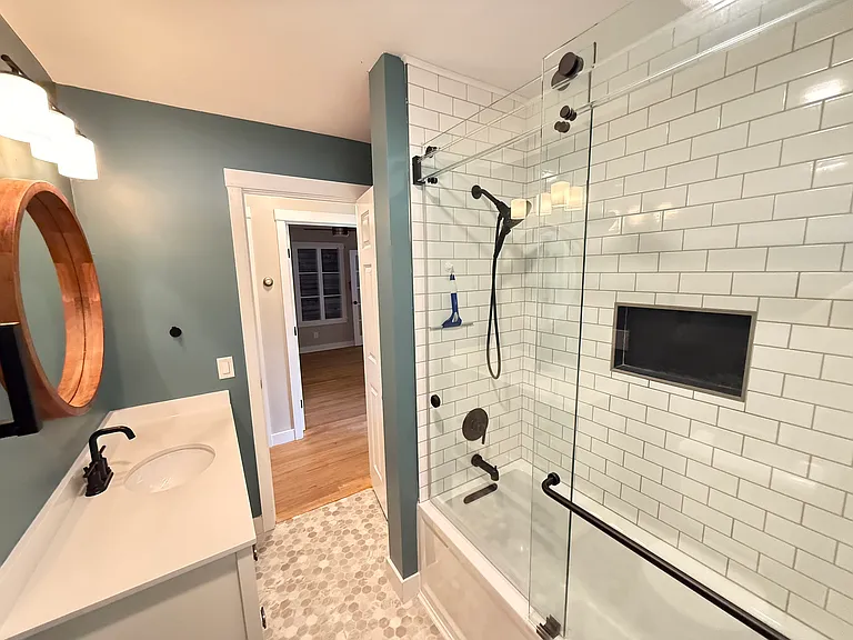 66 Davis Pkwy — Photo 15