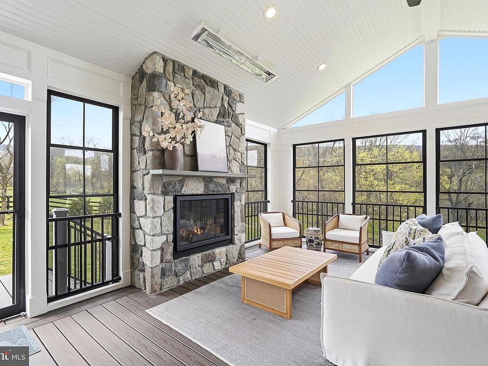 1st image of 35264 Greyfriar Dr