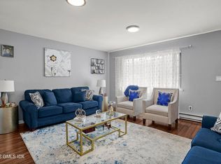 48 Dora St UNIT 3C, Stamford, CT 06902