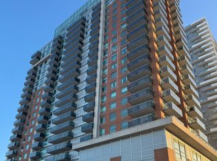 215 Queen St E #707, Brampton, ON