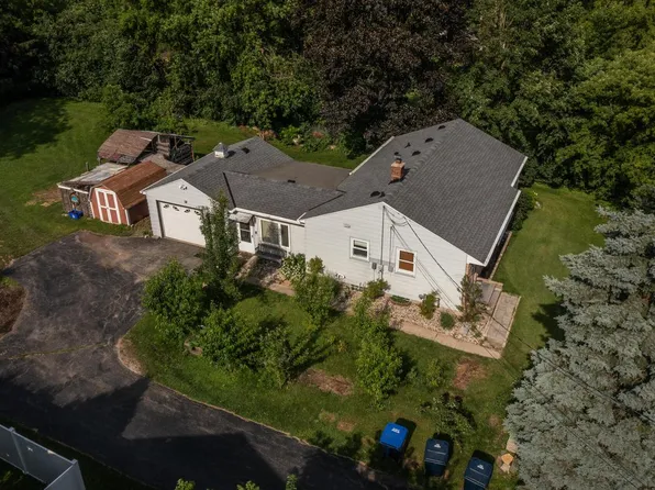 S15W22262 Arcadian AVENUE, Waukesha, WI 53186