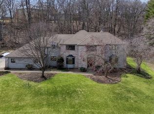 1337 Woodland Dr SW, Rochester, MN 55902