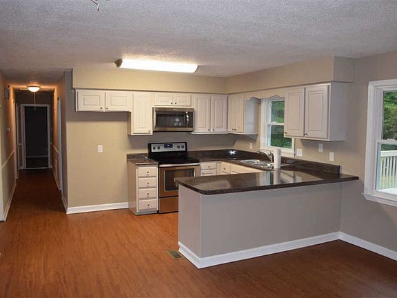 5th image of 160 Meadowbrook Ln