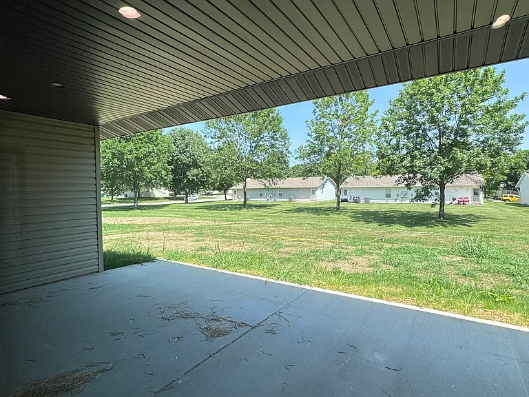 202 Lakeside Dr #202 — Photo 15