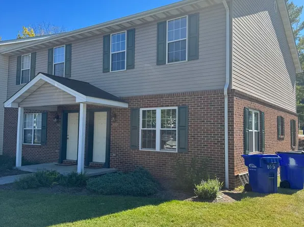800 Patrick Henry Dr, Blacksburg, VA 24060