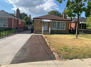 70 Seminole Ave, Toronto, ON M1J1N4