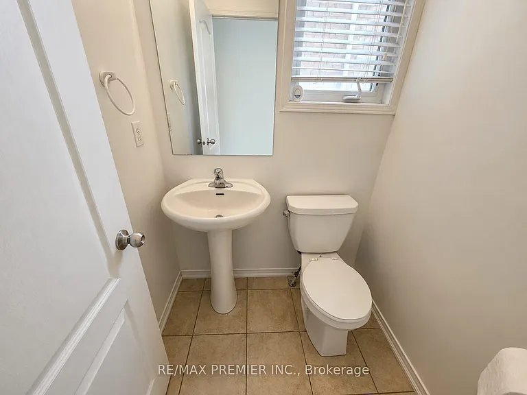 745 Farmstead Dr #12 — Photo 6
