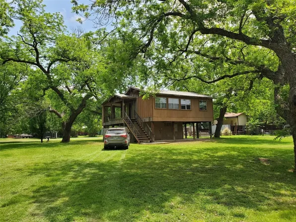 7077 Cherokee Trl, Weatherford, TX 76087