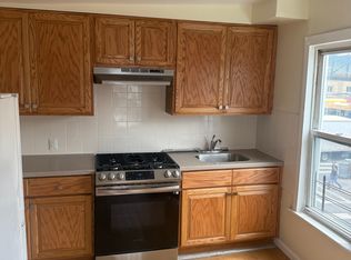691 E 223rd St FLOOR 2, Bronx, NY 10466