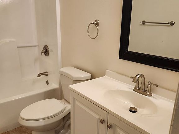 4th image of 210 Thor Ave SE #206