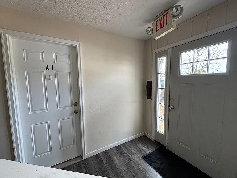 222 Vickie Lynn Ln — Photo 3