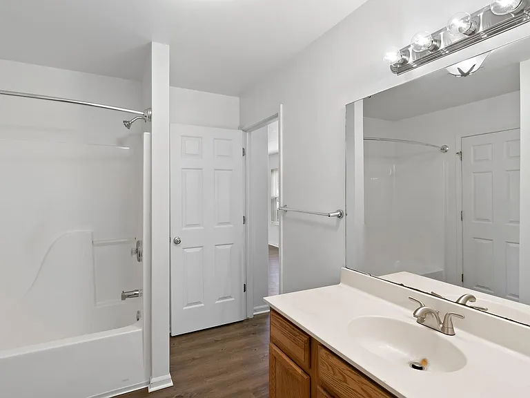 711 Cattail Ln — Photo 14