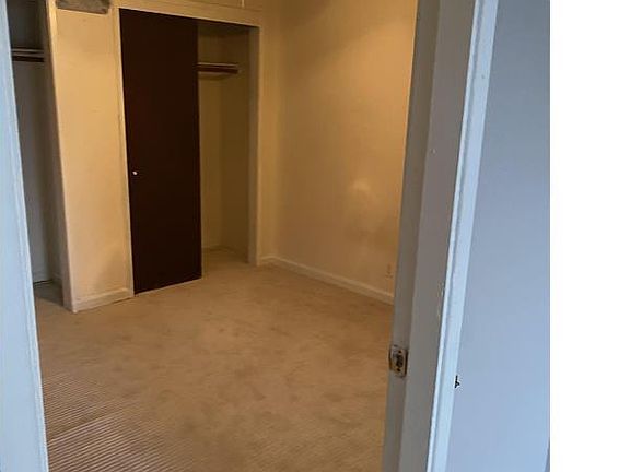 2nd image of 544 N Lincoln St APT 15