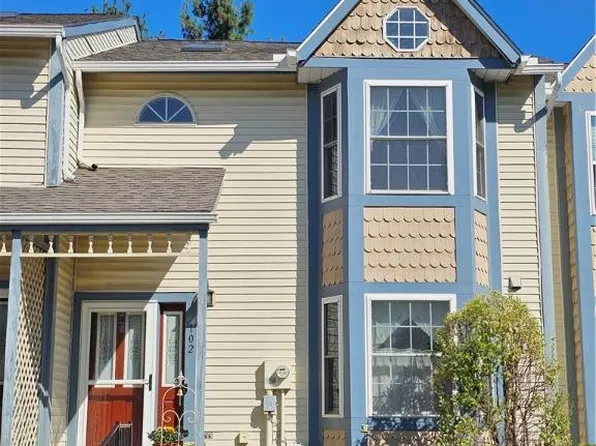 102 Founders Ct, Bethlehem, PA 18020