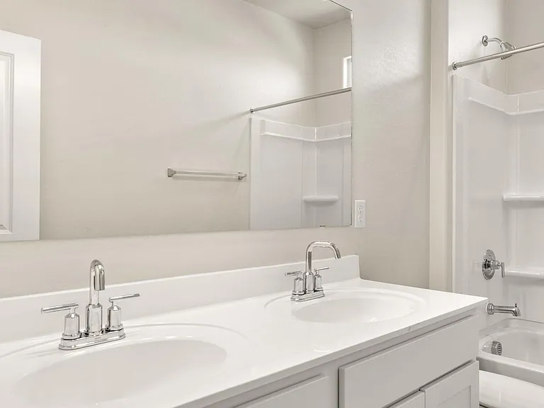 1171 W Beacon Ct — Photo 9