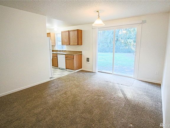 5th image of 5705 20th Ave SE