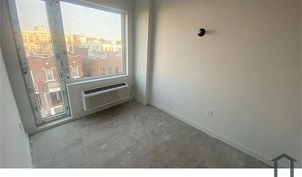 2103 Union St #4H — Photo 3