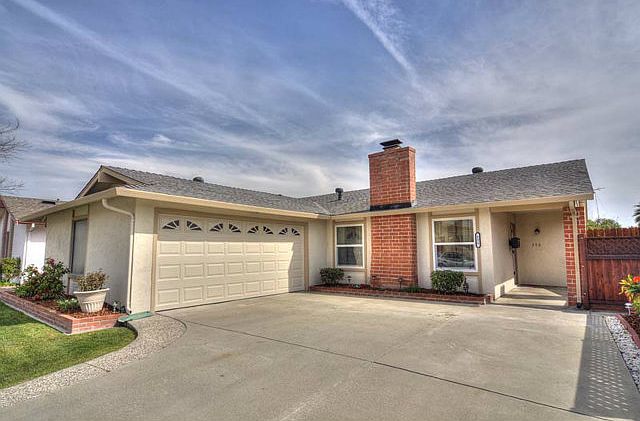 1st image of 556 Singley Dr