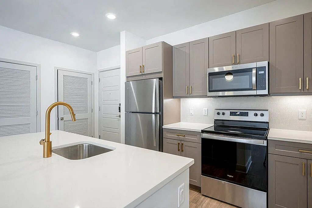 The Belhaven Apartments — Photo 4
