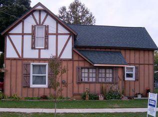 554 S Court Ave, Gaylord, MI 49735