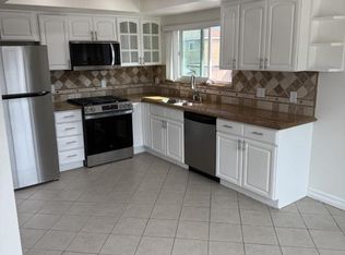 8092 Forelle Dr #4, Huntington Beach, CA 92646