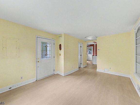 5th image of 83 Doty Rd