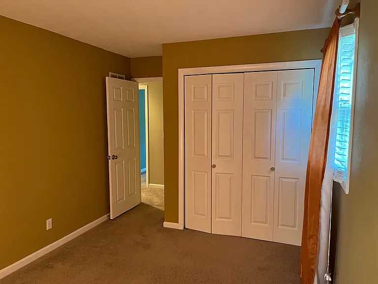 208 Doud Dr — Photo 10