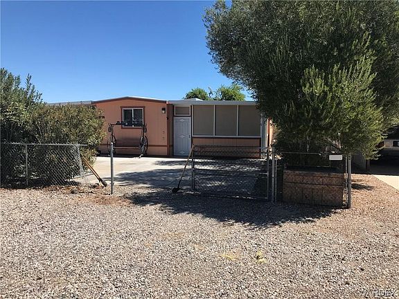 2nd image of 8132 S Aspen Dr