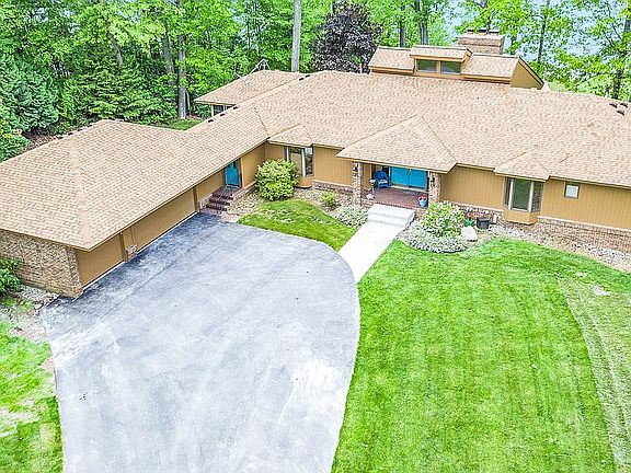 2nd image of 12603 Whalen Lake Dr